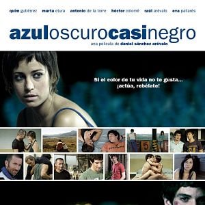 Foto Azul Oscuro Casi Negro