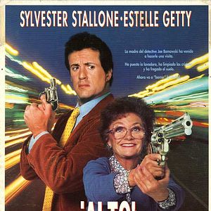 Foto ¡Alto! O mi madre dispara