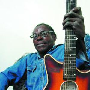 Foto Djunana Tanga-Suele