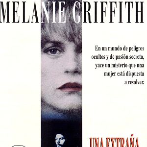 Foto Una extraña entre nosotros