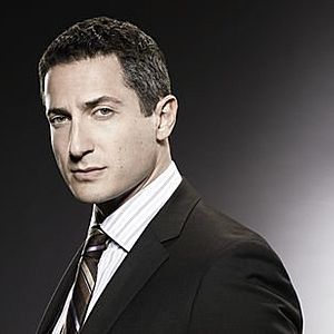 Foto Sasha Roiz