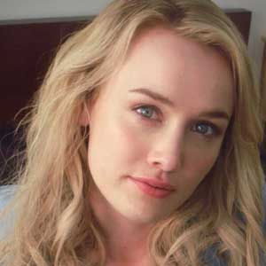 Foto Dominique McElligott