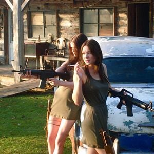 Foto Leslie, My Name Is Evil