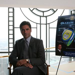 Foto Father of Invention