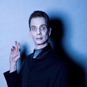 Foto John muere al final