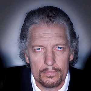 Foto John muere al final