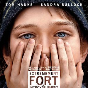 Foto Tan fuerte, tan cerca