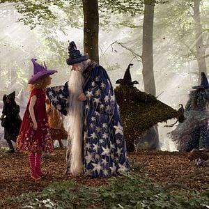 Foto Fucsia la mini bruja