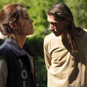 Foto Behzat Ç. Seni Kalbime Gömdüm