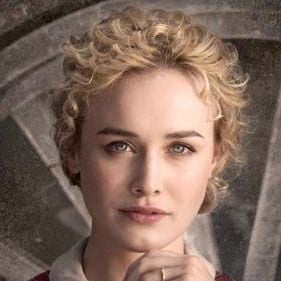 Foto Dominique McElligott