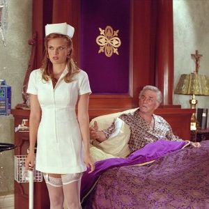 Foto Corky Romano: Siempre gana por la mano