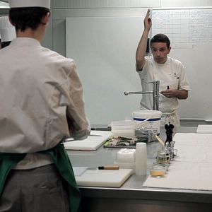 Foto Entre Les Bras - La cuisine en héritage