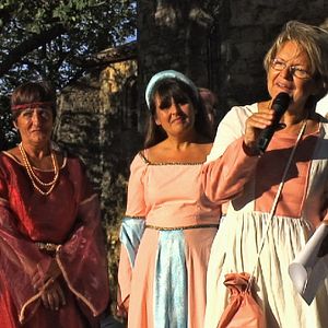 Foto Mains Brunes sur la ville