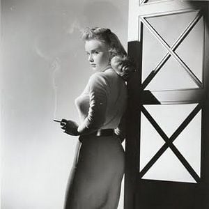 Foto Girl of the Night