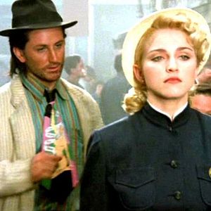 Foto Shanghai Surprise