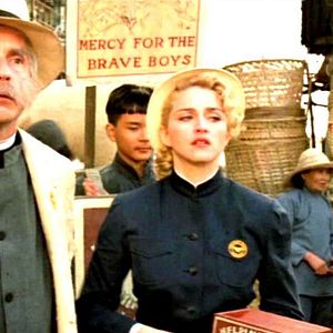 Foto Shanghai Surprise