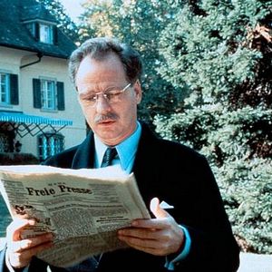 Foto Eine blassblaue Frauenschrift