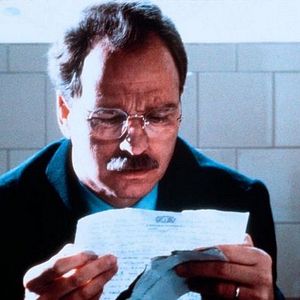 Foto Eine blassblaue Frauenschrift