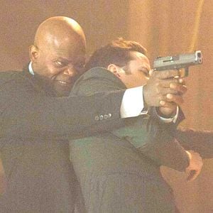 Foto Furia (The Samaritan)