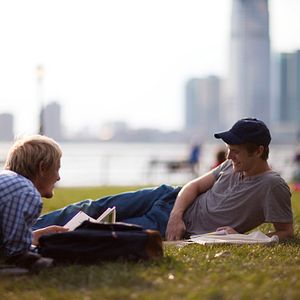 Foto Keep the Lights On