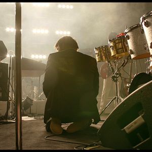 Foto Shut Up And Play The Hits