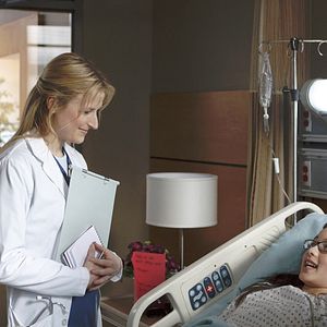 Foto Emily Owens, M.D.