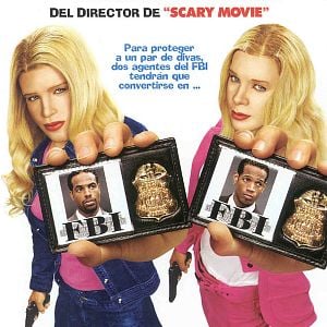 Foto Dos "rubias" de pelo en pecho