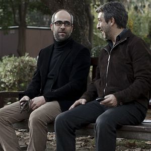 Foto Una pistola en cada mano