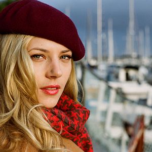 Foto A Glimpse Inside The Mind of Charles Swan III