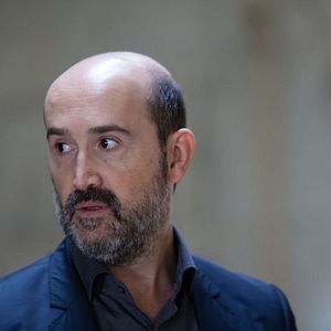 Foto Ayer no termina nunca