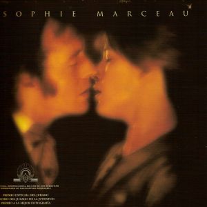 Foto A la luz del fuego