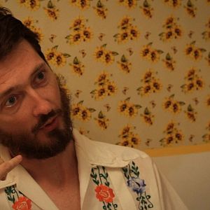 Foto Dustin Guy Defa