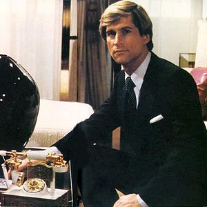 Foto Simon MacCorkindale