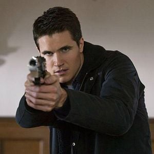Foto Robbie Amell