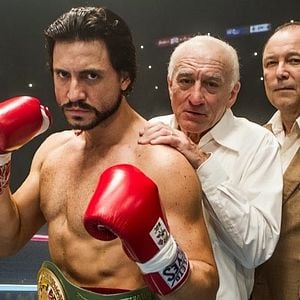Foto Hands Of Stone