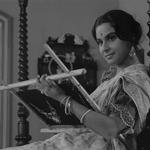 Foto Charulata. La esposa solitaria