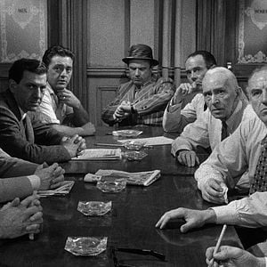 Foto 12 hombres sin piedad