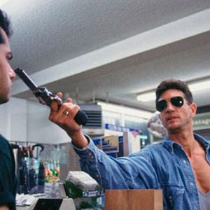 Foto Love, Cheat & Steal