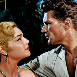 Foto La muerte en este jardín