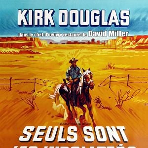 Foto Los valientes andan solos