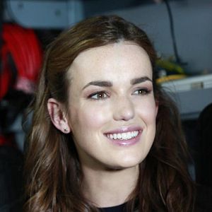 Foto Elizabeth Henstridge