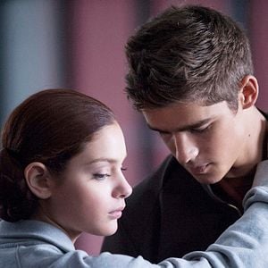 Foto Brenton Thwaites