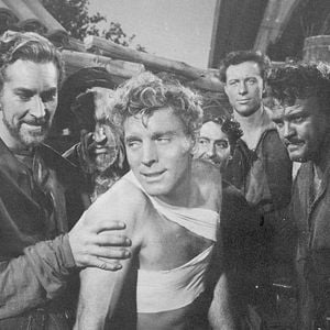 Foto El Halcón y la Flecha