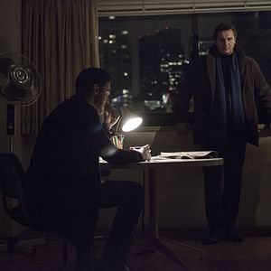 Foto Caminando entre las tumbas