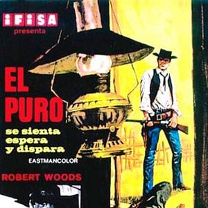 Foto El puro se sienta, espera y dispara