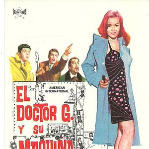 Foto Doctor G y su máquina de bikinis