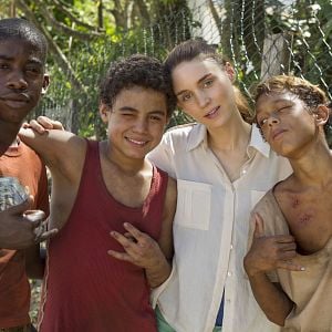 Foto Trash. Ladrones de esperanza