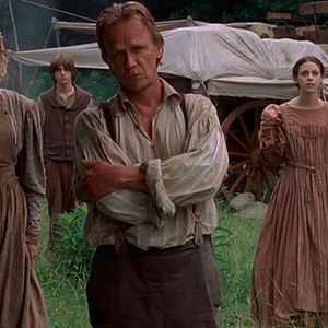 Foto La obra y la gloria III:Tierra de conquista