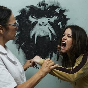 Foto Emily Hampshire