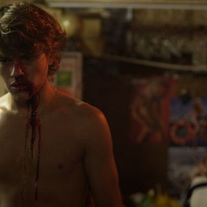 Foto Aux yeux des vivants